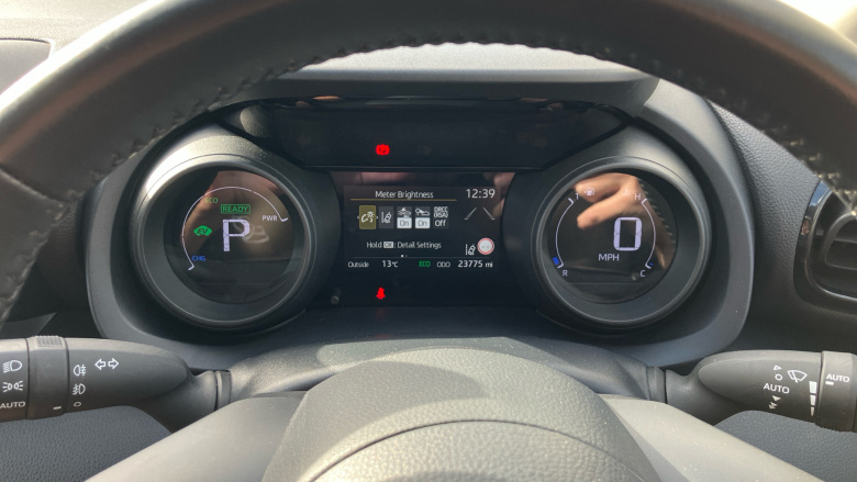 Toyota Yaris 1.5 Hybrid Design 5dr CVT Hybrid Hatchback